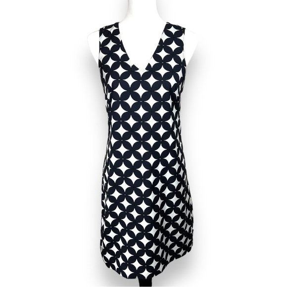 Ann Taylor Dresses & Skirts - Ann Taylor Navy and White Print Sleeveless Dress, Size 2